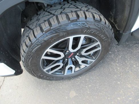 Certified 2022 GMC Sierra 1500 AT4 w/ AT4 Premium Package AWD/4WD image 14