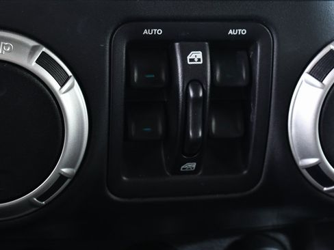 Used 2017 Jeep Wrangler Unlimited Sahara w/ Quick Order Package 24E Chief image 29