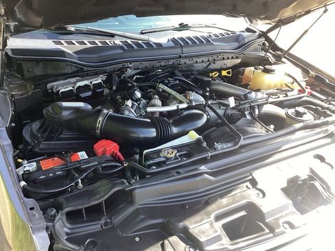 Used 2019 Ford F250 Lariat w/ Lariat Value Package AWD/4WD image 27