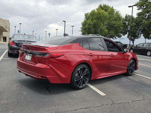 Used 2025 Toyota Camry XSE FWD image 6
