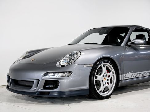 Used 2005 Porsche 911 Carrera S RWD image 28