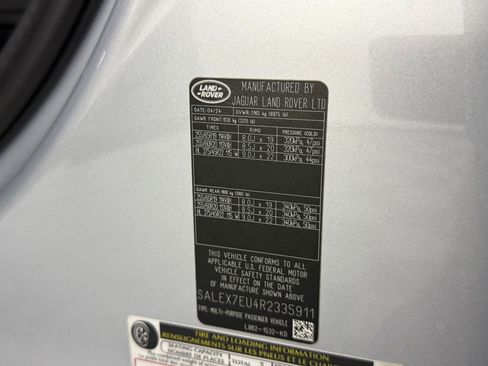 Used 2024 Land Rover Defender 110 X AWD/4WD image 21