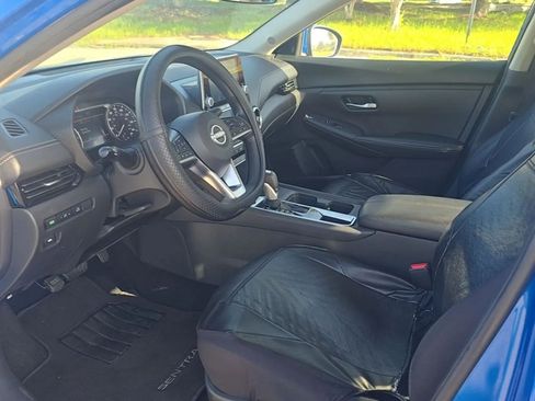 Used 2025 Nissan Sentra SV FWD image 18