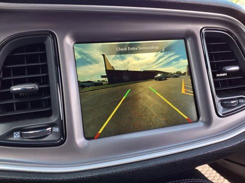 Used 2022 Dodge Challenger R/T w/ Blacktop Package image 32