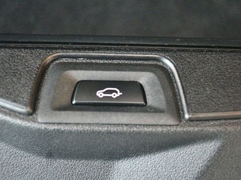 Used 2019 BMW X5 xDrive40i w/ M Sport Package image 81