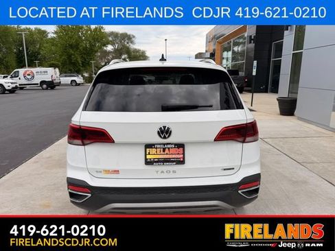 Used 2022 Volkswagen Taos SE AWD/4WD image 8