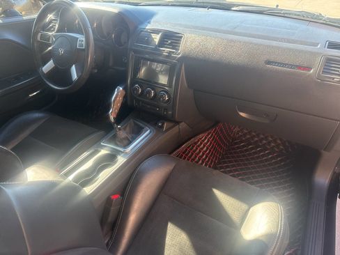 Used 2009 Dodge Challenger SRT8 w/ SRT Option Group II image 32