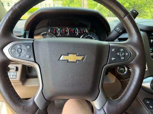 Used 2016 Chevrolet Suburban LTZ AWD/4WD image 19