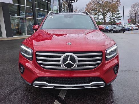 Certified 2025 Mercedes-Benz GLB 250 image 8