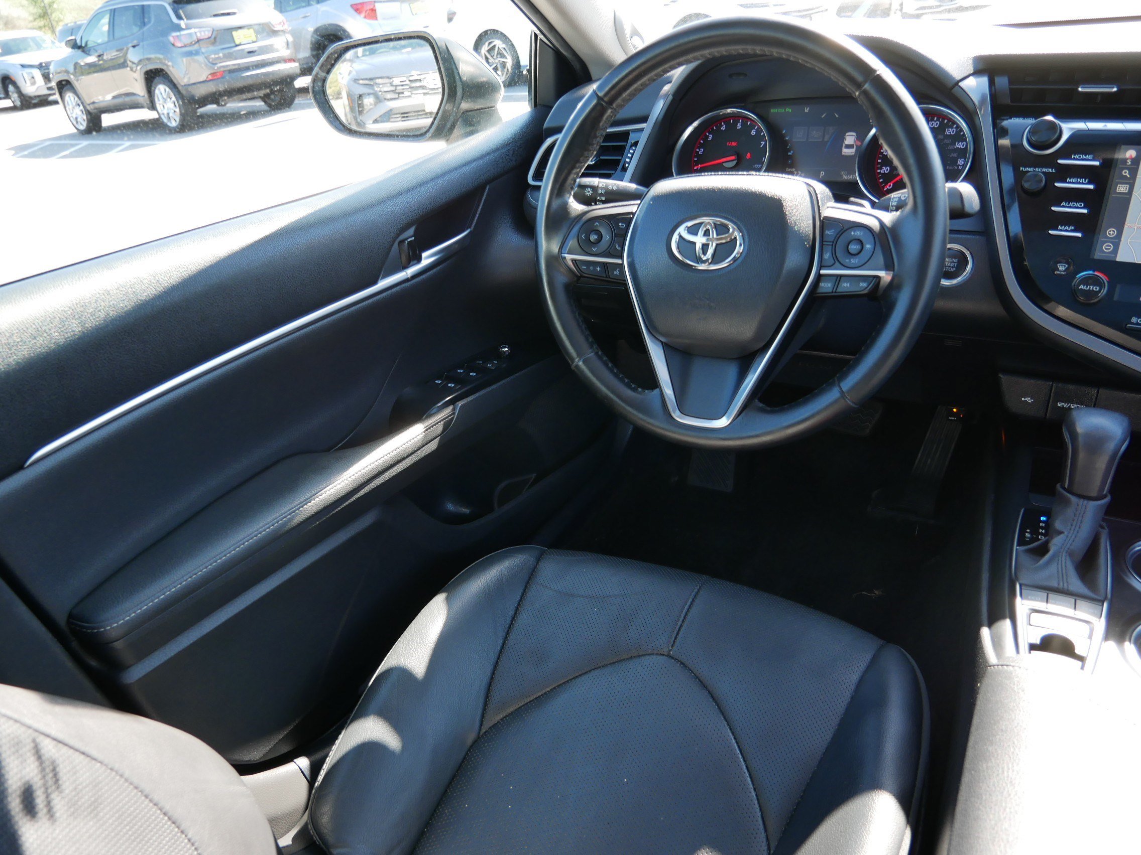 Used 2020 Toyota Camry XSE w/ Driver Assist Package FWD image 9
