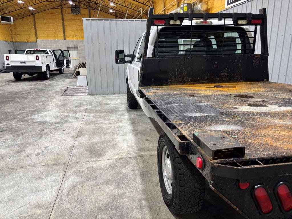Used 2015 Ford F250 XL w/ Power Equipment Group AWD/4WD image 9