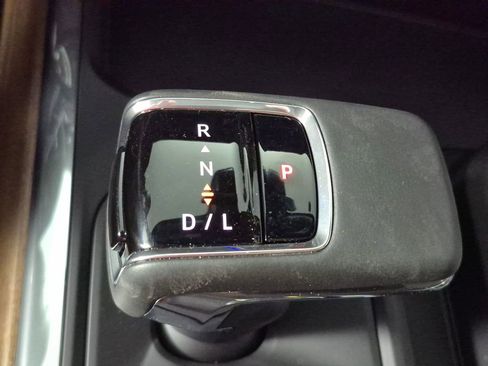 New 2026 Chevrolet Silverado 1500 High Country AWD/4WD image 17