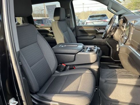 Used 2022 Chevrolet Silverado 1500 LT image 27