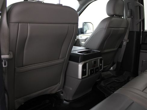 Used 2018 Ford F150 Lariat w/ Equipment Group 502A Luxury AWD/4WD image 16