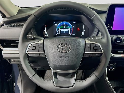 New 2026 Toyota Grand Highlander XLE image 11