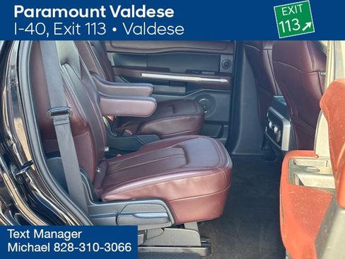 Used 2024 Ford Expedition Limited image 13