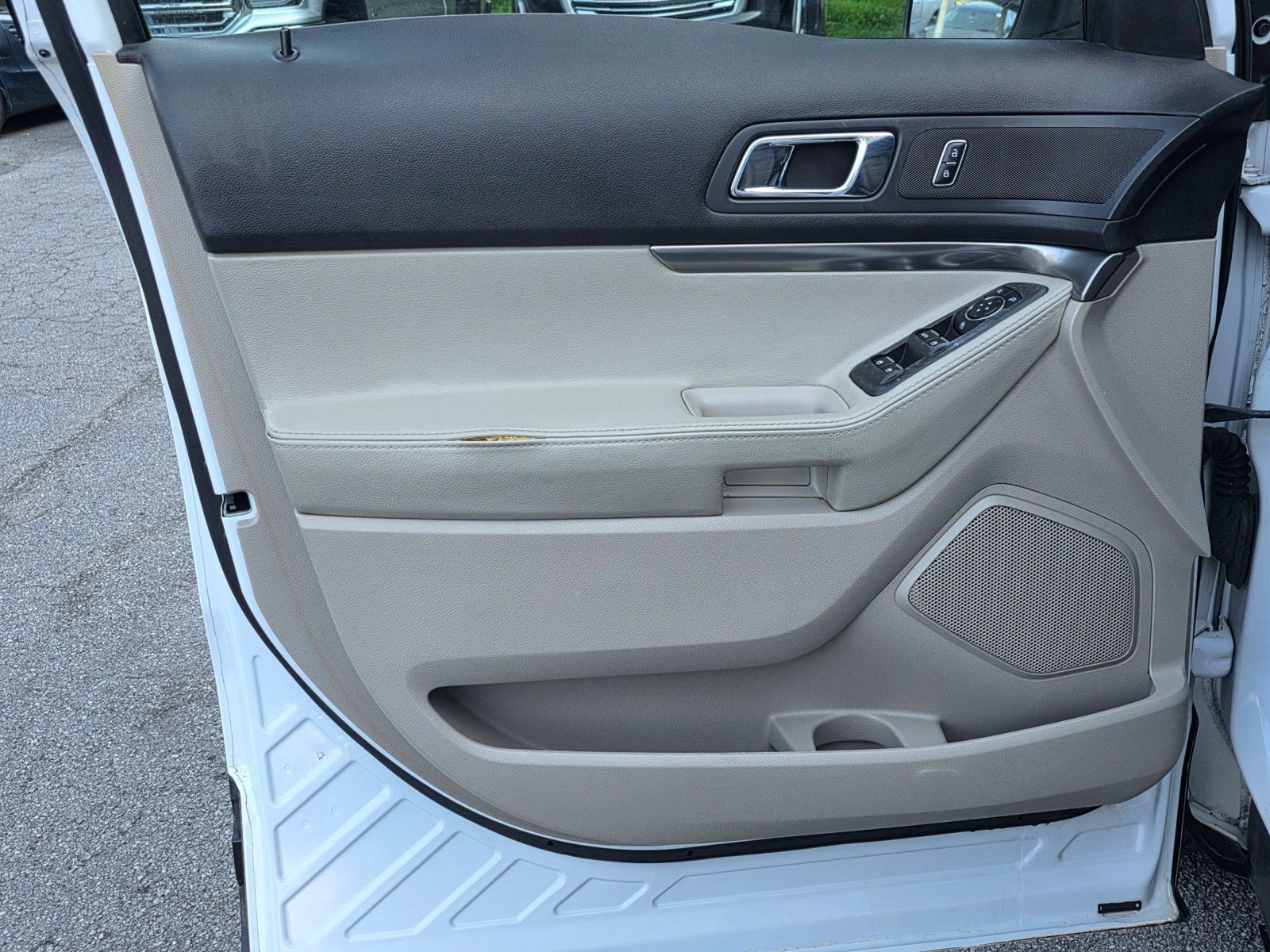 Used 2015 Ford Explorer 4WD image 22