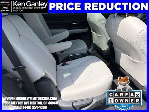 Used 2024 Toyota Grand Highlander AWD image 27