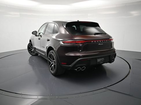 Certified 2024 Porsche Macan AWD/4WD image 33