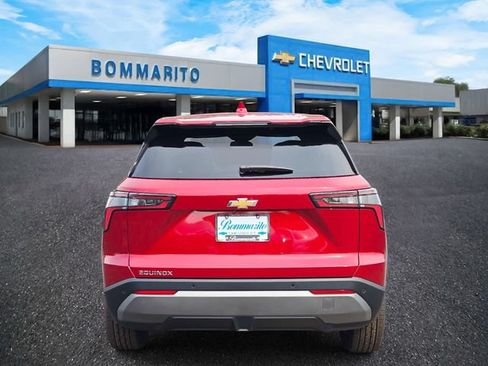 New 2027 Chevrolet Equinox LT FWD image 4