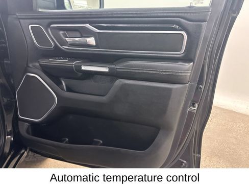 Used 2019 RAM 1500 Laramie AWD/4WD image 24