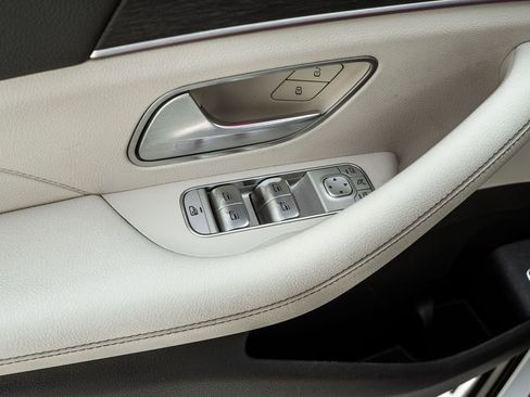 Used 2020 Mercedes-Benz GLE 350 4MATIC image 15