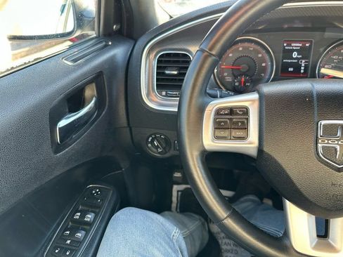 Used 2013 Dodge Charger SXT AWD/4WD image 12