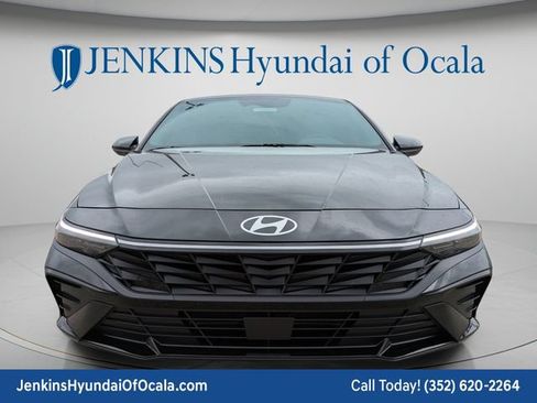 New 2026 Hyundai Elantra SEL Sport Premium FWD image 11