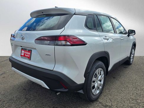 New 2026 Toyota Corolla Cross L image 3