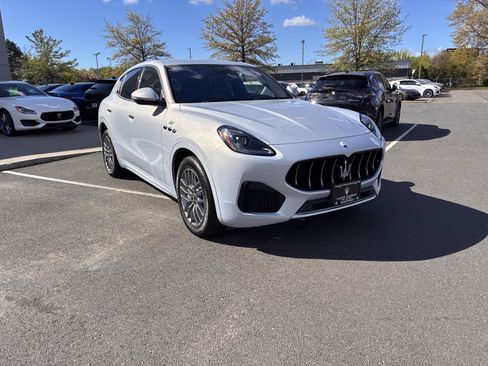 Used 2024 Maserati Grecale GT AWD/4WD image 4