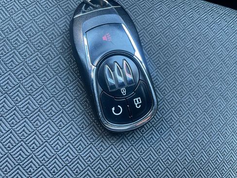 Used 2025 Buick Encore GX Preferred image 18