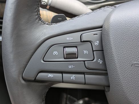 Used 2019 Cadillac XT4 Premium Luxury FWD image 21