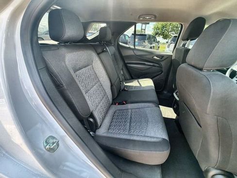 Used 2022 Chevrolet Equinox LT FWD image 26