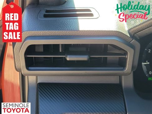 Used 2024 Toyota Tacoma TRD Off-Road image 32