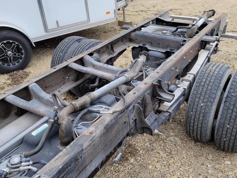 Used 2005 Chevrolet Silverado 3500 2WD Regular Cab w/ Heavy-Duty Power Package image 5