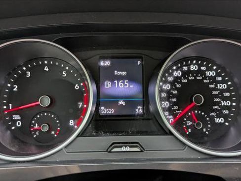 Used 2021 Volkswagen Tiguan S FWD image 26