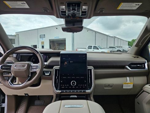 New 2026 GMC Yukon Denali image 27