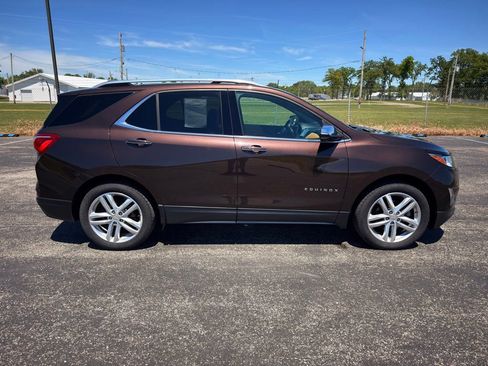 Used 2020 Chevrolet Equinox Premier AWD/4WD image 14