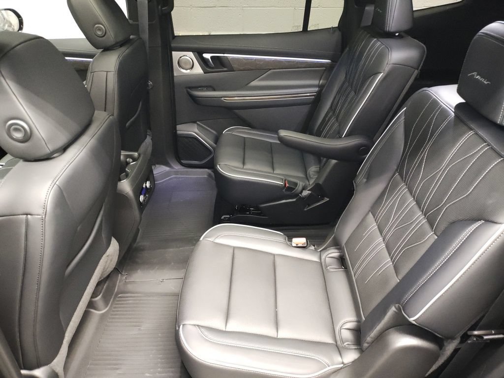 New 2026 Buick Enclave Avenir AWD/4WD image 26