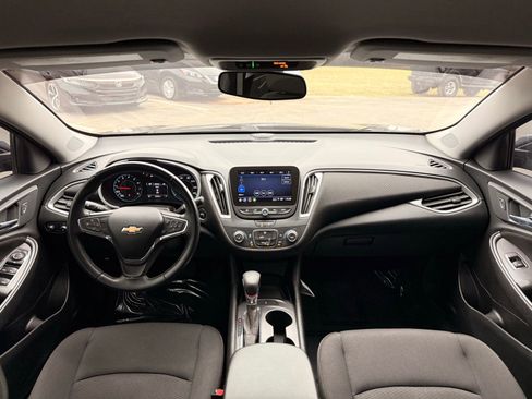 Used 2021 Chevrolet Malibu RS image 30