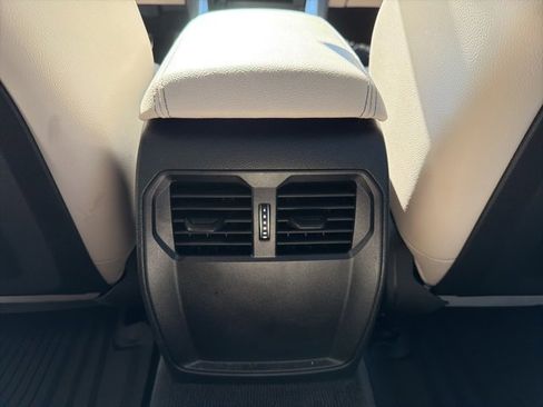 Used 2025 BMW 440i xDrive Coupe w/ Premium Package image 25