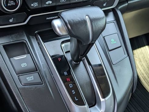 Used 2019 Honda CR-V Touring image 15