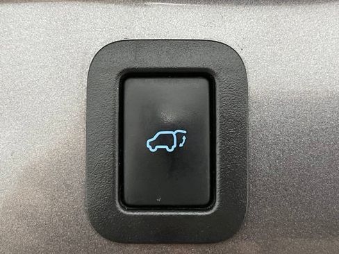 Certified 2018 Toyota Highlander Plus AWD/4WD image 15