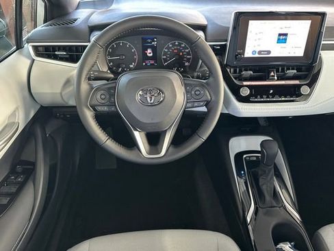 Used 2026 Toyota Corolla SE image 12