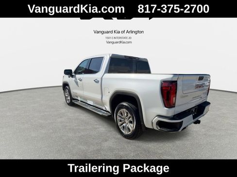 Used 2023 GMC Sierra 1500 Denali w/ Technology Package AWD/4WD image 7