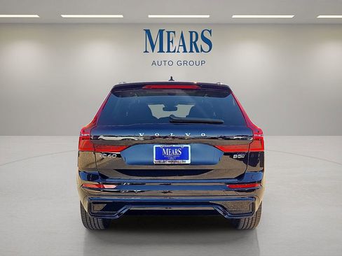 New 2026 Volvo XC60 B5 Plus w/ Protection Package Premier image 4
