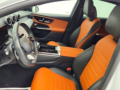 Used 2024 Mercedes-Benz GLC 300 4MATIC image 20