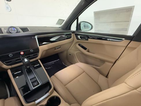 New 2026 Porsche Macan Turbo image 23