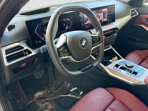 Certified 2025 BMW 330i Sedan image 9
