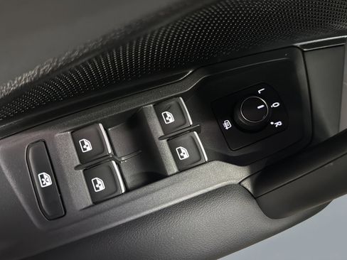 New 2026 Volkswagen Tiguan SE AWD/4WD image 15